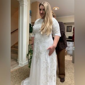 ASOS Wedding dress/ white + floral